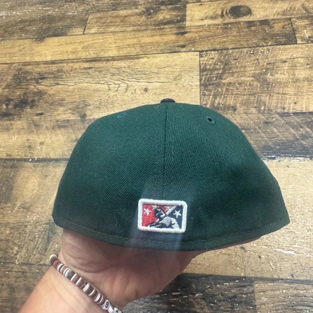 New Era 59FIFTY Green Black Fitted Hat Size 7 G Logo MiLB Minor League Baseball